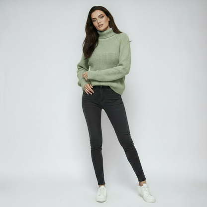 Sweter Damski z Golfem | Klasyczny Gruby Splot w Stylu Oversize