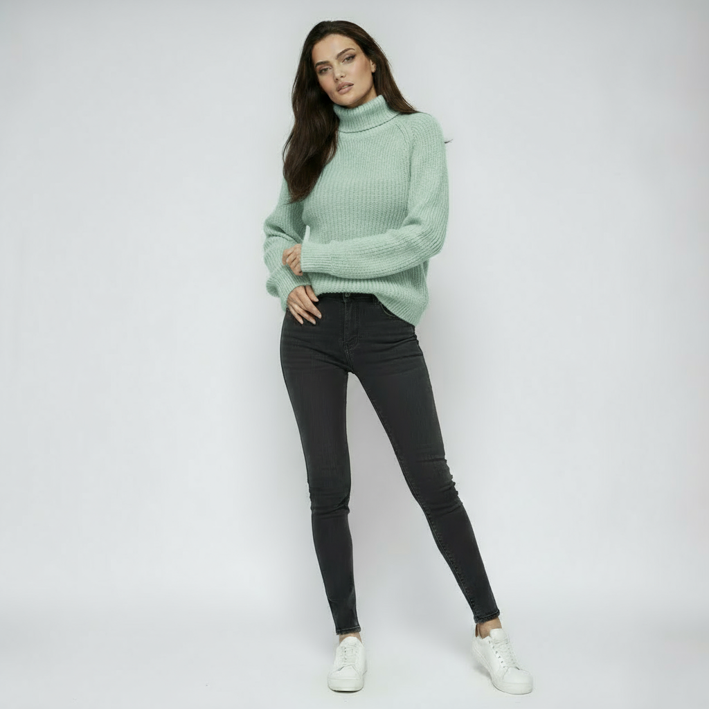 Sweter Damski z Golfem | Klasyczny Gruby Splot w Stylu Oversize